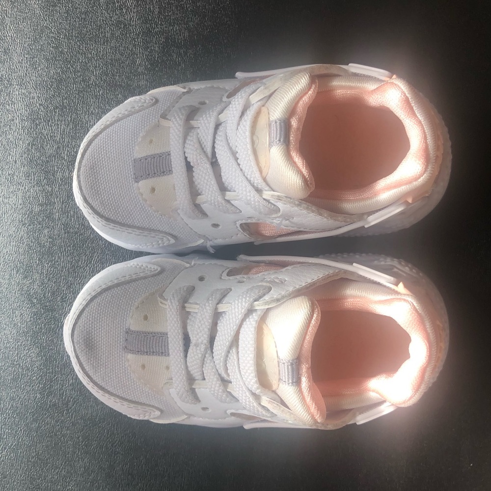 Toddler girls Nike Huarache